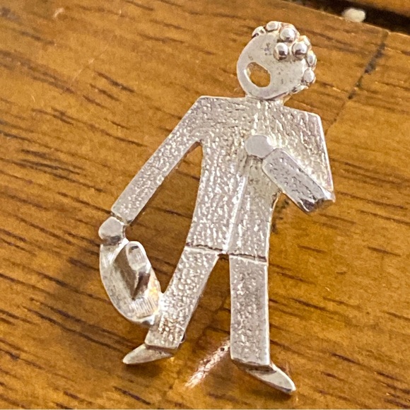 Sterling Silver Man with Hat Sterling Silver Tie Tac pin - Picture 3 of 3